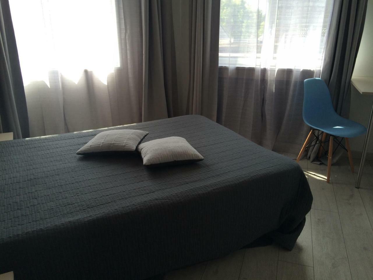 Hotel La Caroline Corbie Esterno foto