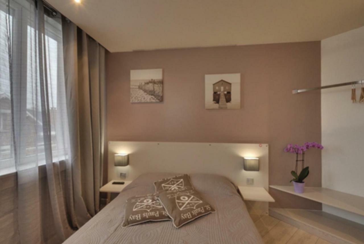Hotel La Caroline Corbie Esterno foto